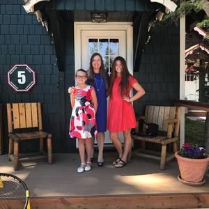 Meet your Posher, Angela